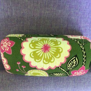 Vera Bradley Olivia Pink Clamshell Large Sunglass Case NWOT